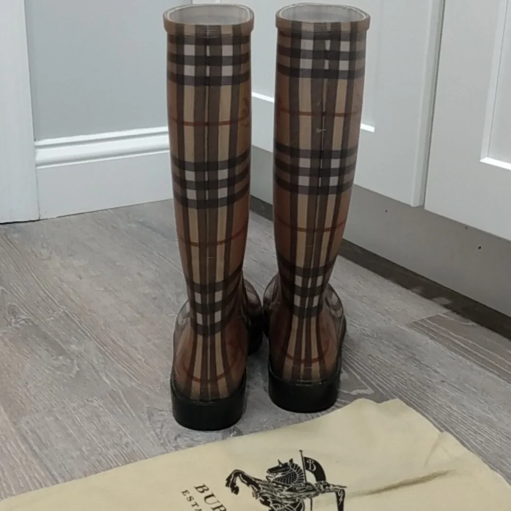 Burberry Nova Check Haymarket Knight High Shaft Lug Sole Rainboots
